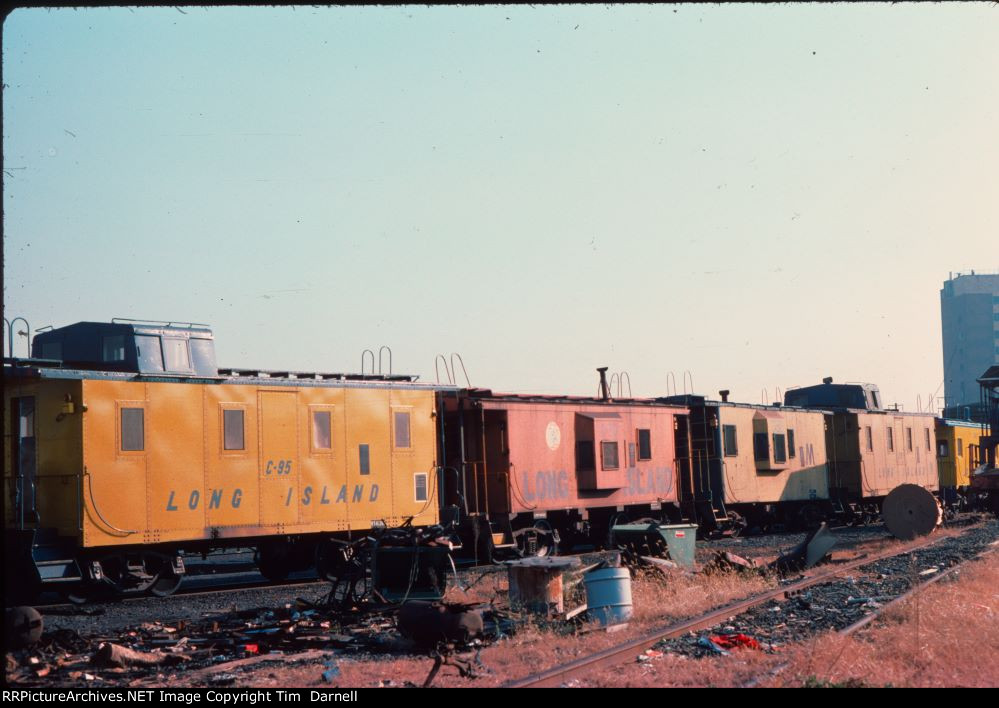 LI C-95,C-70,C-80,C-91,C-61 Aat Holban South yard